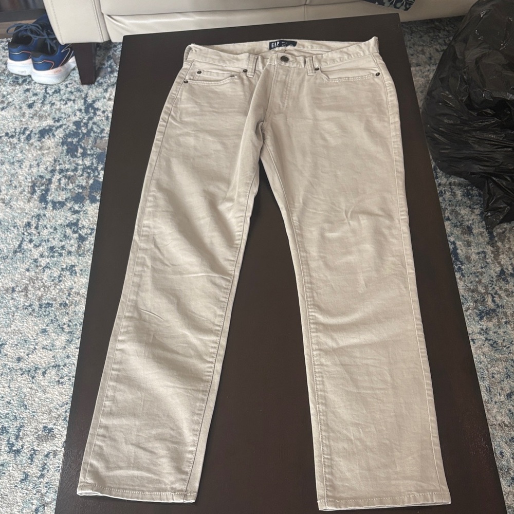 GAP Men's Light Tan Straight Pants